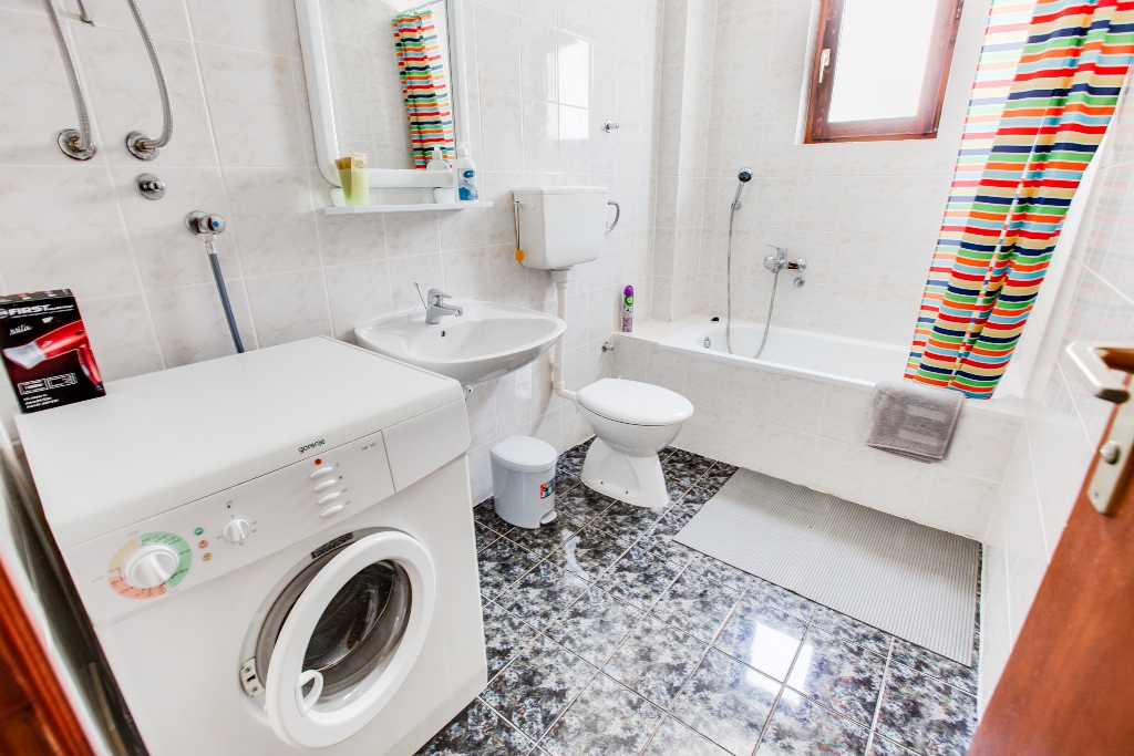 Image of Hotel - 13 Bedrooms - 13 Bathrooms for Sale in Budva-Budva-Montenegro, Image 9